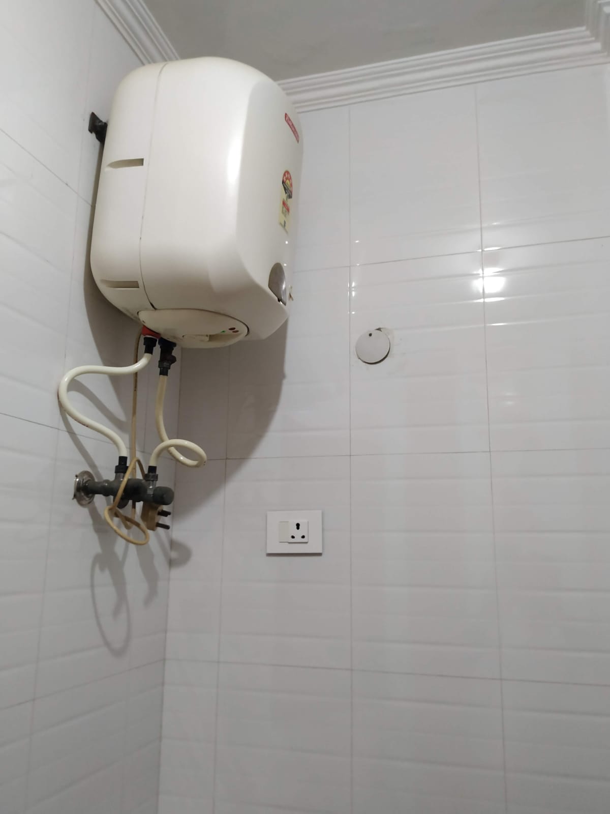 2 BHK + Study Room 650 Sq.Ft. Builder Floor in RWA Apartments Sector 12