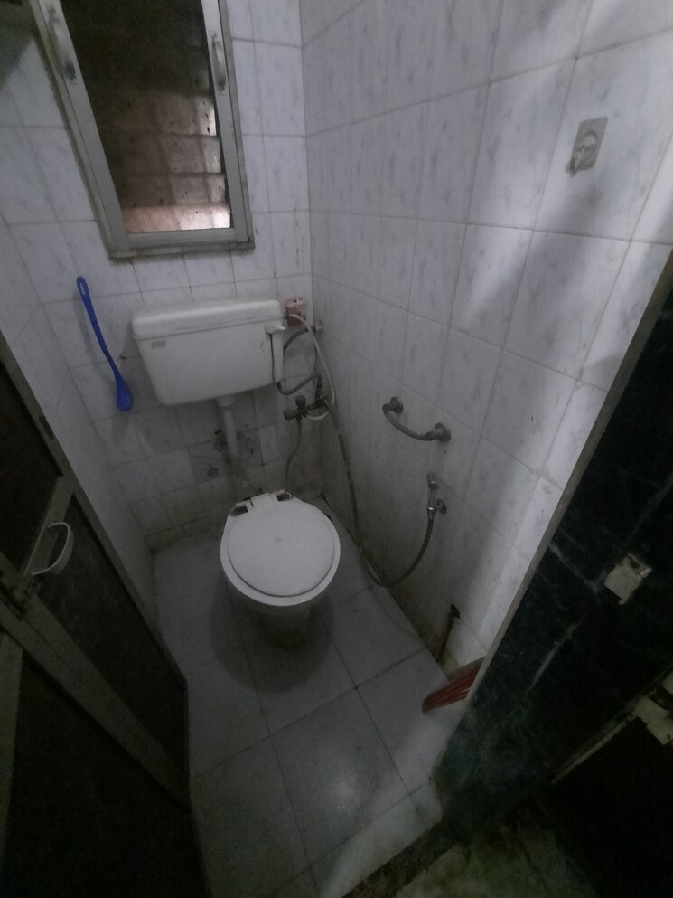 Bathroom, saibaba-vihar-complex 1 RK 277 Sq.Ft. Apartment In Anand Nagar Thane 9052764