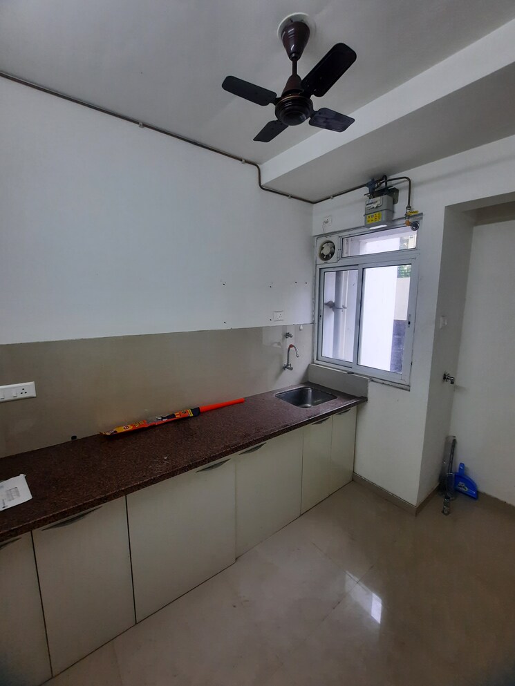 Balcony, puranik-hometown 1 Bedroom 433 Sq.Ft. Apartment In Ghodbunder Road Thane 9092970