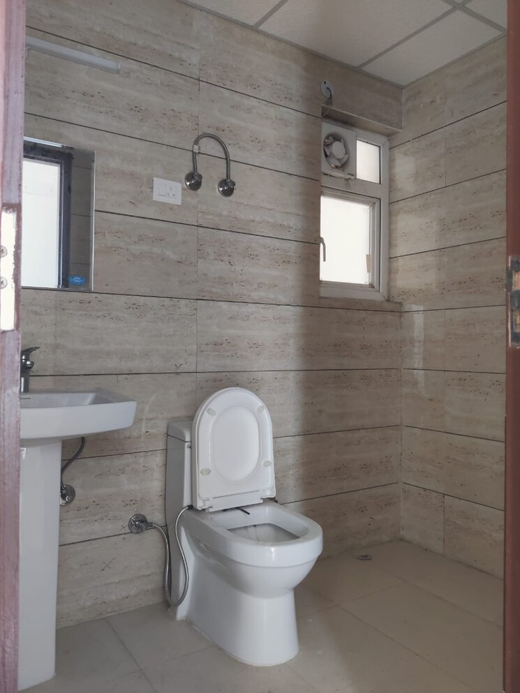 Bathroom, ace-divino 2 Bedroom 1050 Sq.Ft. Apartment In Sector 1 Greater Noida Greater Noida 9092977