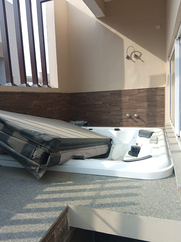 Gym, ace-divino 3 Bedroom 1750 Sq.Ft. Apartment In Sector 1 Greater Noida Greater Noida 9092991