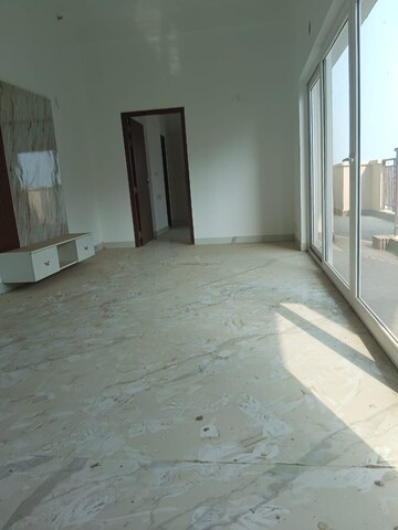 Room in 3 BHK Apartment at Ace Divino, Sector 1 Greater Noida – for Rent