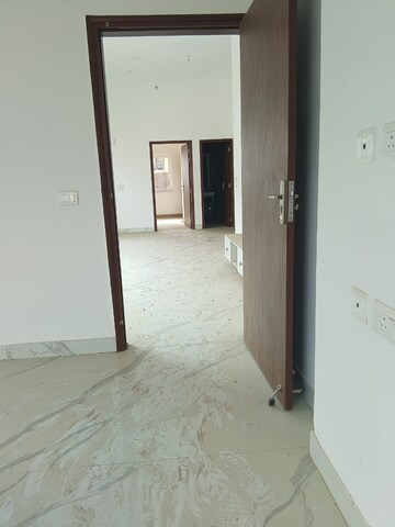 Room in 3 BHK Apartment at Ace Divino, Sector 1 Greater Noida – for Rent