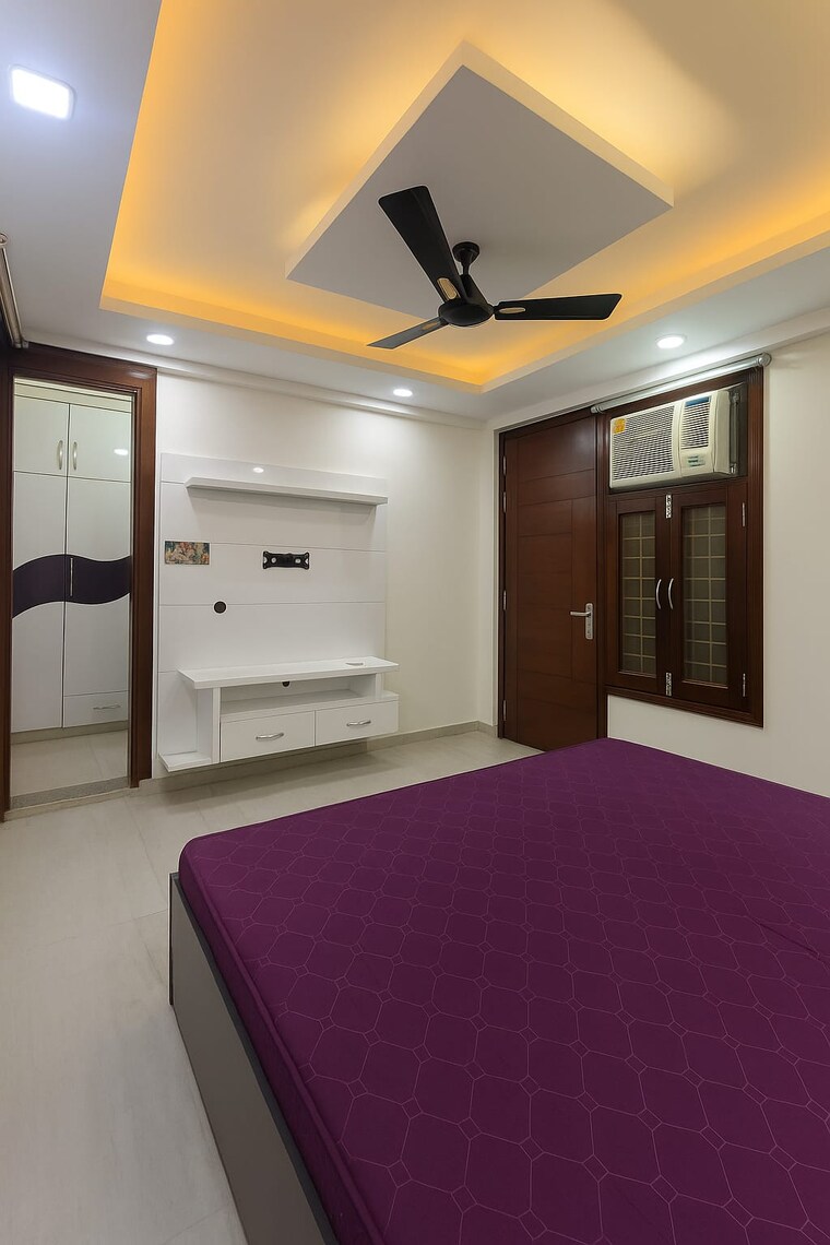 Kitchen, dlf-regency-park-ii 3 Bedroom 1777 Sq.Ft. Apartment In Sector 27 Gurgaon 9092999