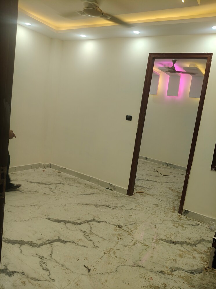 Room, govindpuri 2 Bedroom 580 Sq.Ft. Builder Floor In Govindpuri Delhi 9093011