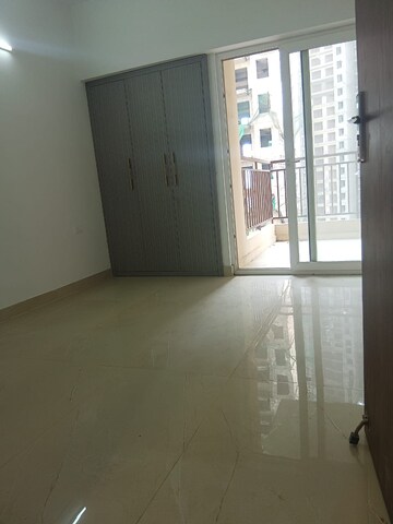 Room in 3 BHK Apartment at Ace Divino, Sector 1 Greater Noida – for Rent