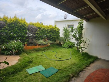 5 BHK Apartment – Garden View at Gandhi Bazar - for Rent