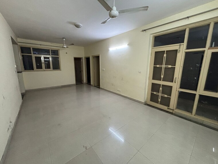 Room, puri-pranayam 3 Bedroom 1857 Sq.Ft. Apartment In Sector 82 Faridabad 9093060