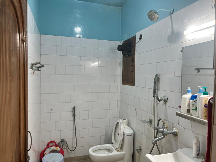 Bathroom, unimark-kendriya-vihar 2 Bedroom 900 Sq.Ft. Apartment In Dum Dum Kolkata 9091682