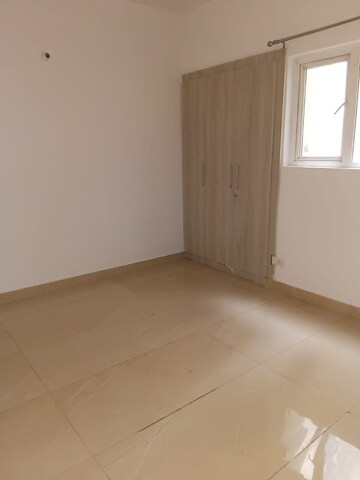 Room in 3 BHK Apartment at Ace Divino, Sector 1 Greater Noida – for Rent