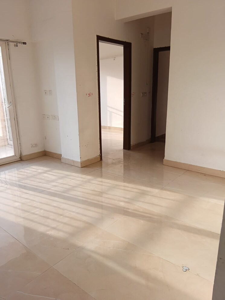 Bedroom, sector 1 2 Bedroom 995 Sq.Ft. Apartment In Sector 1 Noida 9093069