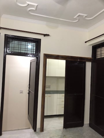 2 BHK Builder Floor For Rent in Sector 4