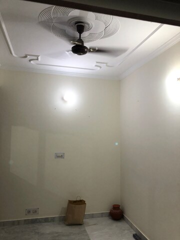 Bathroom in 2 BHK Builder Floor at Sector 4 – for Rent
