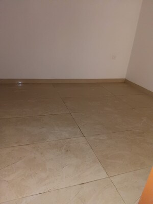 Room in 3 BHK Apartment at Ace Divino, Sector 1 Greater Noida – for Sale