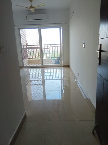 Room in 3 BHK Apartment at Ace Divino, Sector 1 Greater Noida – for Rent
