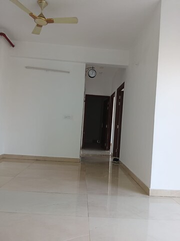 Room in 3 BHK Apartment at Ace Divino, Sector 1 Greater Noida – for Rent
