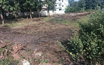 Plot For Sale in Sector 57