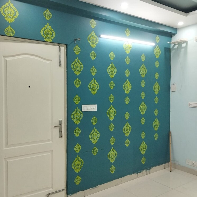 Room, parklands 3 Bedroom 180 Sq.Yd. Builder Floor In Sector 85 Faridabad 9093183