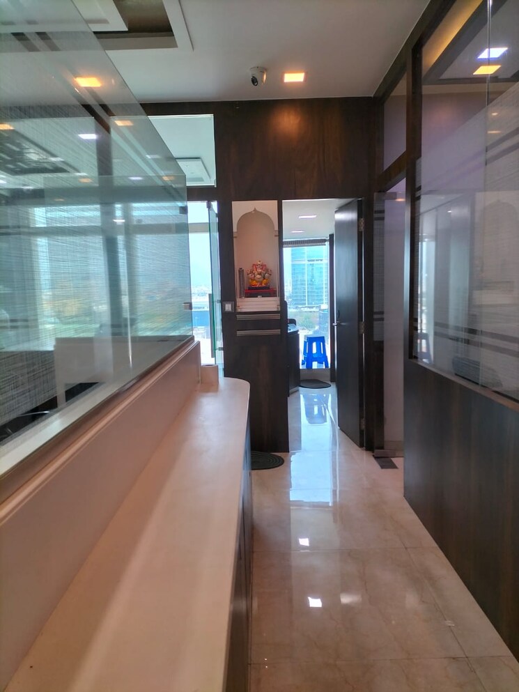 Team Area, satra-plaza Commercial Office Space 1230 Sq.Ft. In Vashi Sector 19d Navi Mumbai 9093161