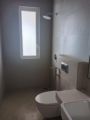 Bathroom in 3 BHK Apartment at Indiabulls Sky Forest, Lower Parel – for Sale