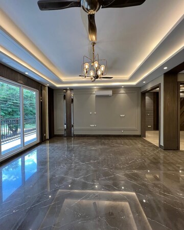 Bedroom in 2 BHK Builder Floor at Khodna Kalan – for Sale