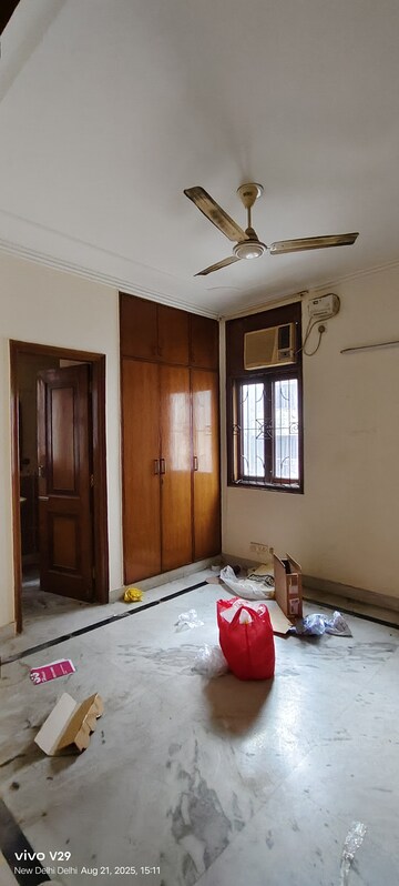 3 BHK Builder Floor For Sale in Chittaranjan Park