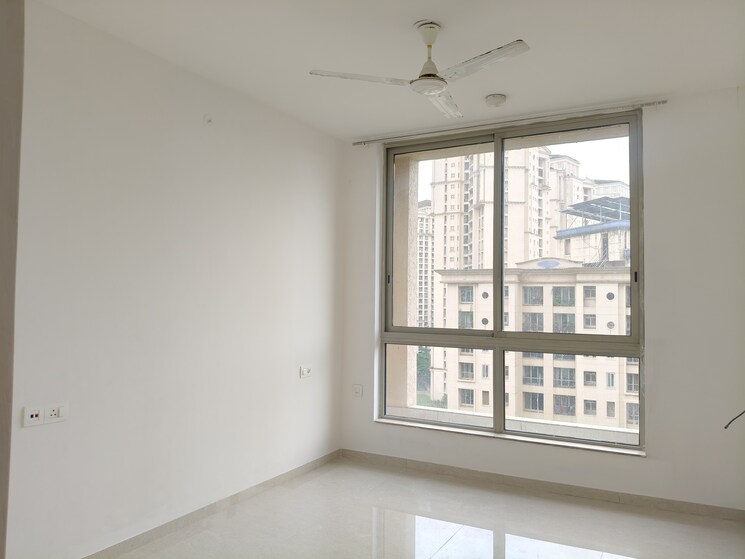 Room, hiranandani-estate-flamingo 2.5 Bedroom 1000 Sq.Ft. Apartment In Ghodbunder Road Thane 9093200