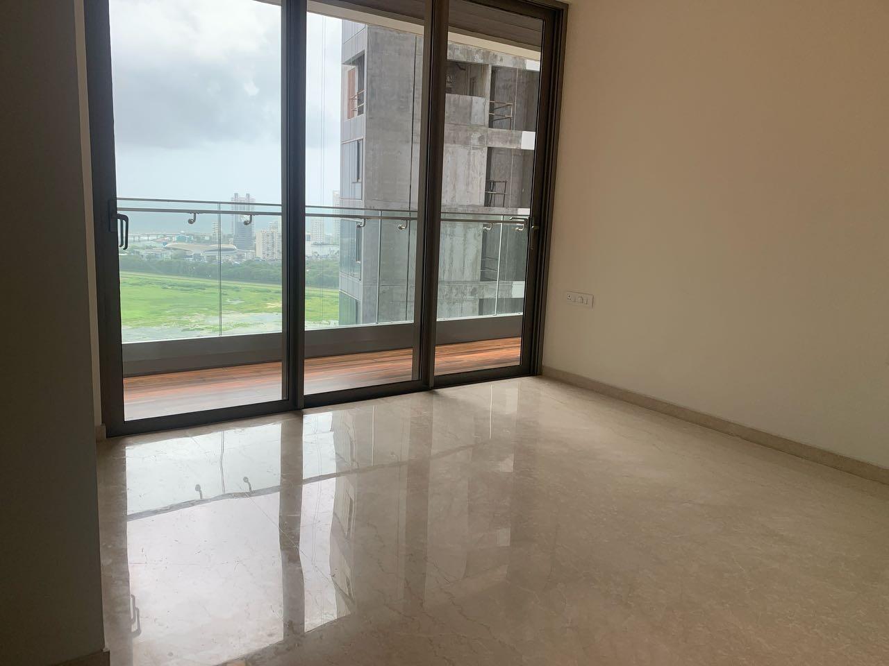 3 BHK + Pooja Room,Servant Room Apartment For Sale in Piramal Mahalaxmi