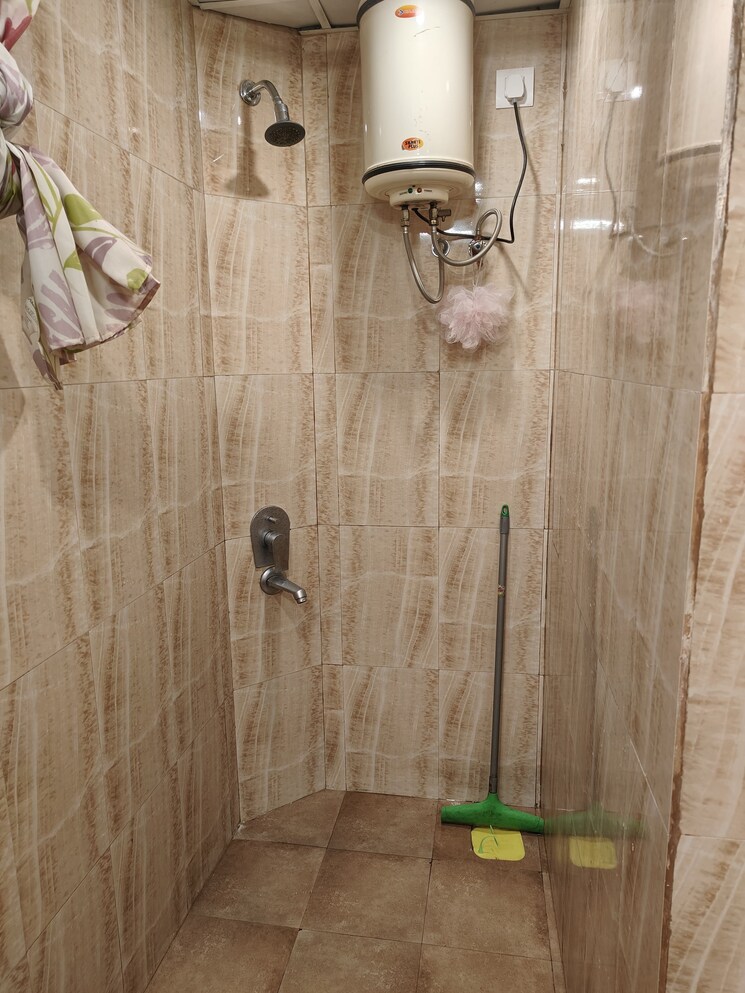 Bathroom, lodha-crown-quality-homes 2 Bedroom 495 Sq.Ft. Apartment In Majiwada Thane 9093247