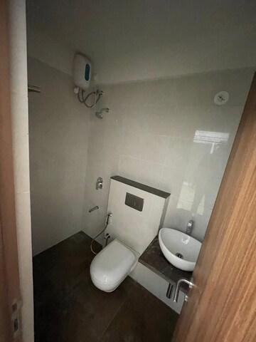 Master Bedroom in 2 BHK Apartment at Shapoorji Pallonji BKC 28, Bandra East – for Rent