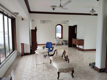 Team Area in 3 BHK Apartment at Crescent Tower, Tardeo – for Sale