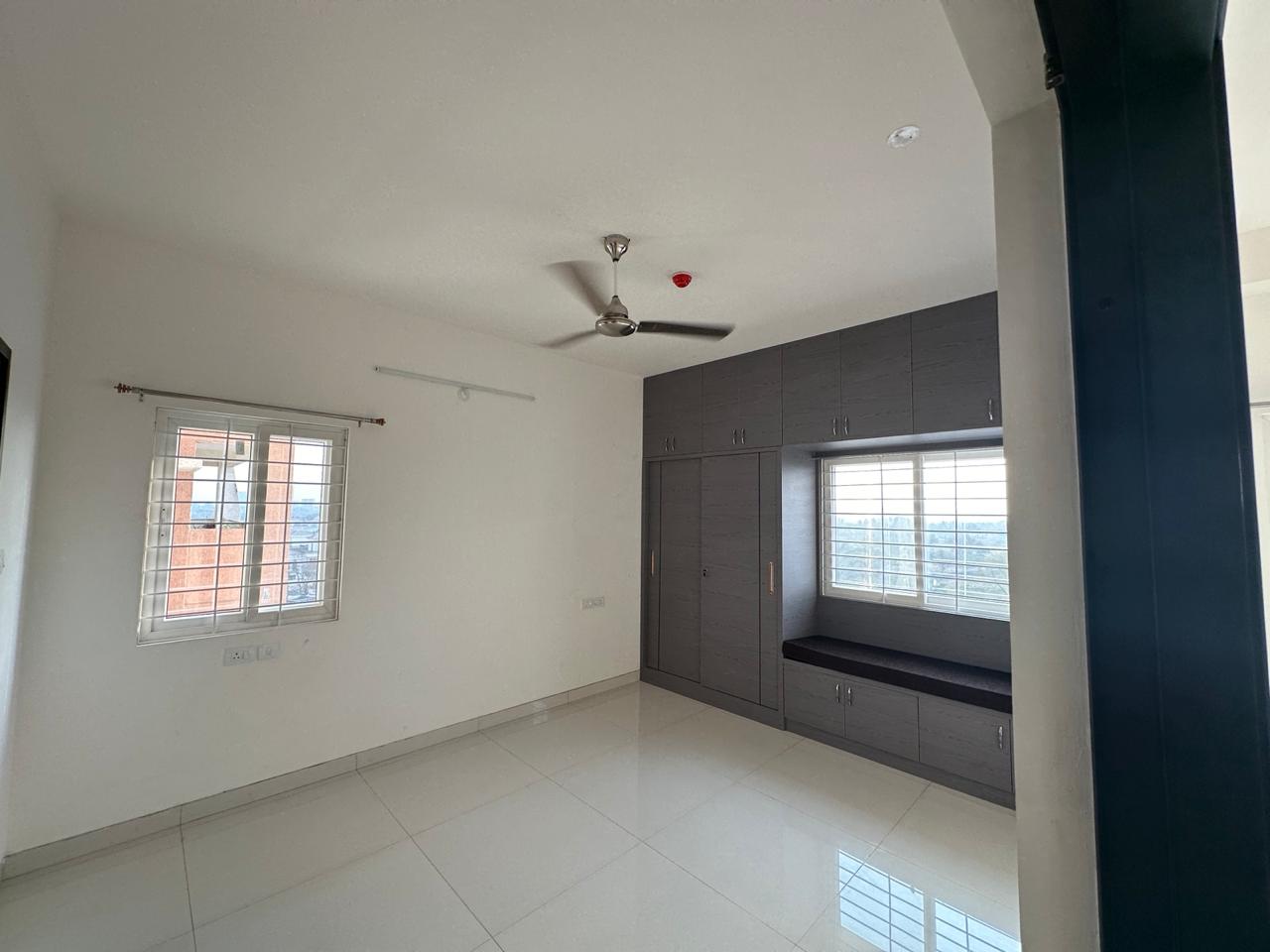 2 BHK + Pooja Room Apartment For Sale in Honer Aquantis