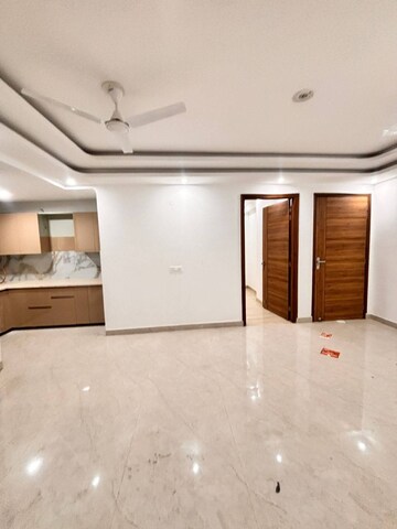 Room in 2 BHK Builder Floor at Freedom Fighters Enclave – for Rent