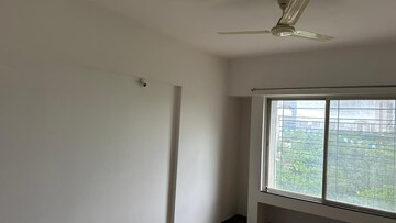 Room in 2 BHK Apartment at Kolte Patil Xenia, Kharadi – for Rent