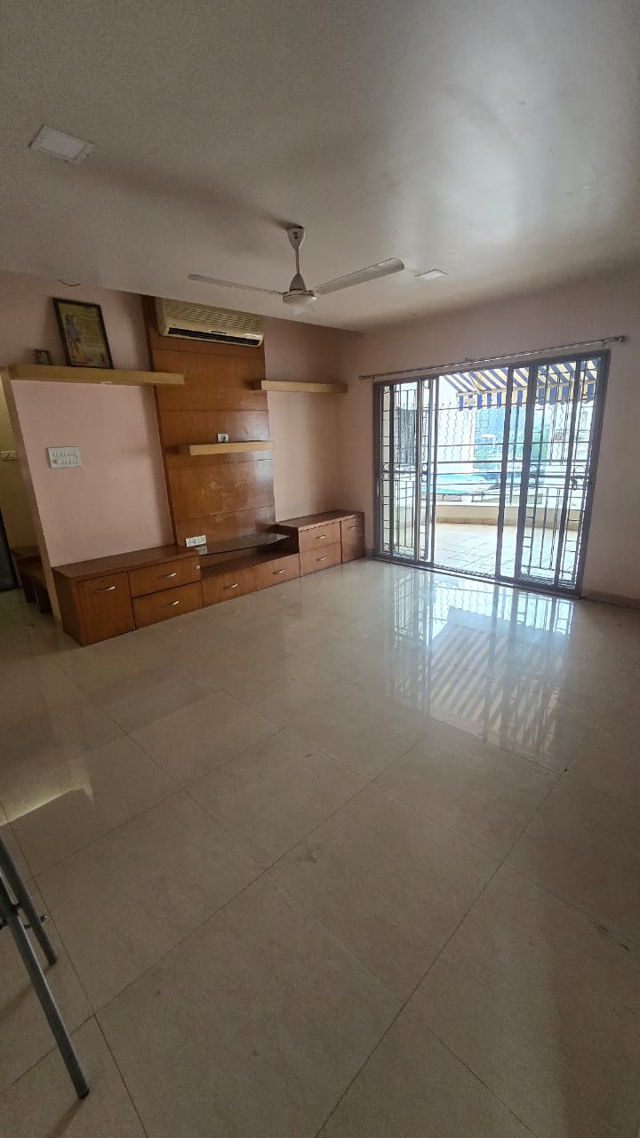 3.5 BHK + Servant Room Apartment For Rent in Fortaleza CHSL