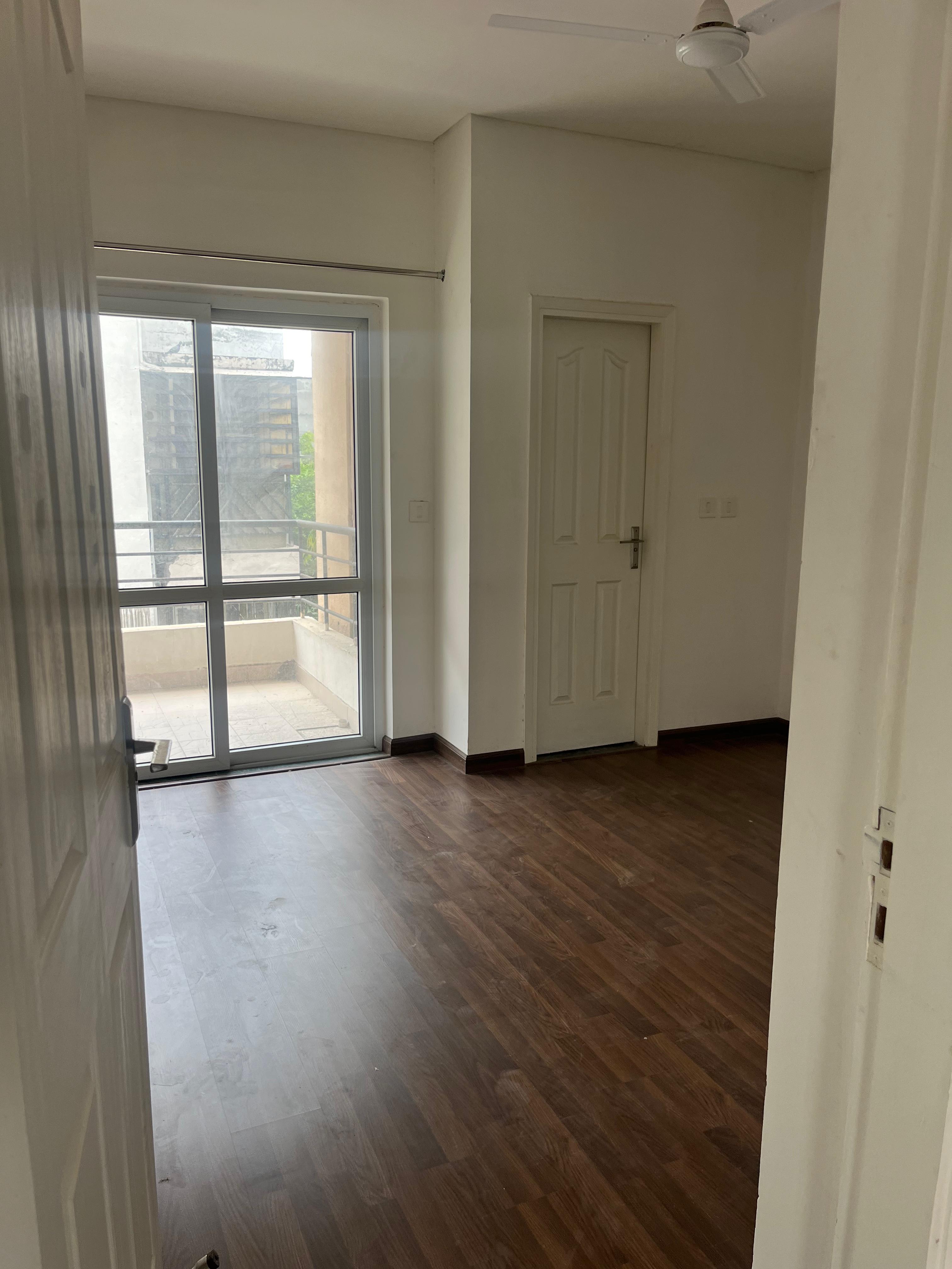 3 BHK + Study Room Apartment For Rent in BPTP Park 81