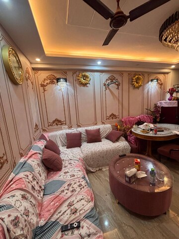 Living Room in 2 BHK Builder Floor at Saket – for Rent