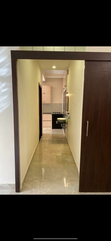 Building Lobby in 4 BHK Apartment at Jeevan Vihar Building, Malabar Hill – for Rent
