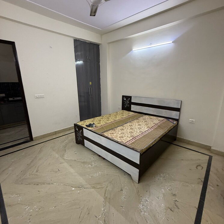 Bedroom, sector 63a 2.5 Bedroom 1300 Sq.Ft. Builder Floor In Sector 63a Noida 9093337
