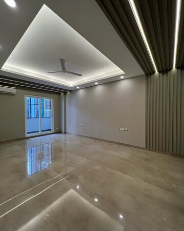 Building Lobby in 2 BHK Builder Floor at Khodna Kalan – for Sale