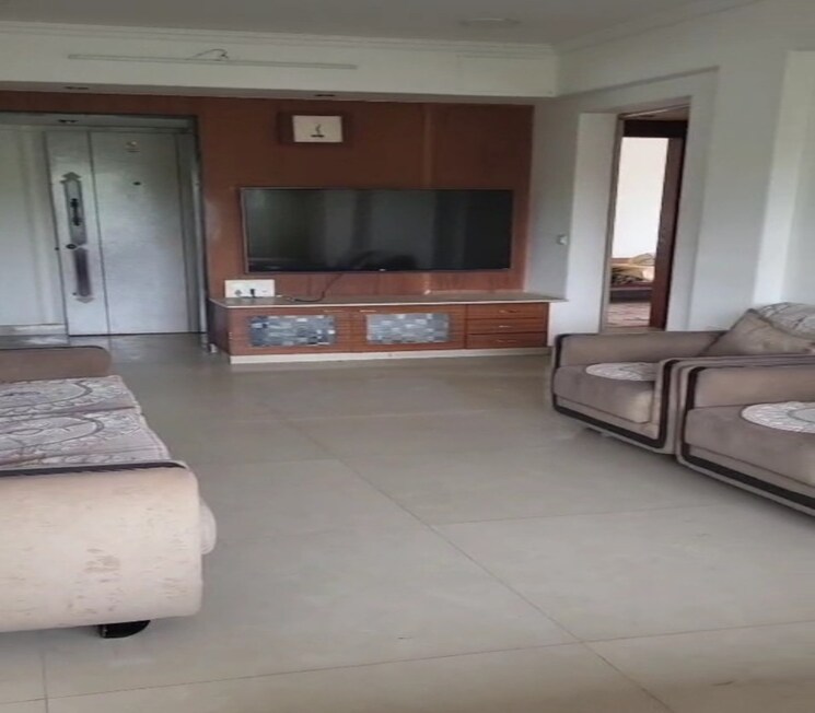 Living Room, dadar east 4 Bedroom 1400 Sq.Ft. Apartment In Dadar East Mumbai 9093359