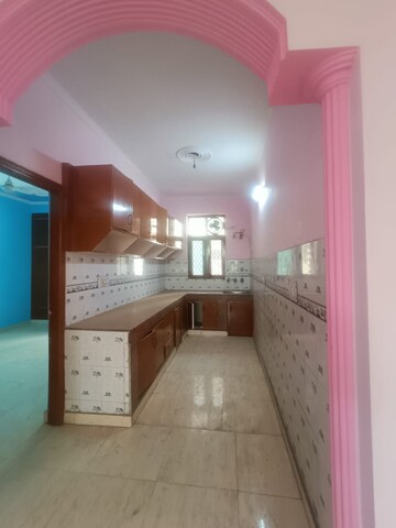 Kitchen in 4 BHK Builder Floor at Sector 37 – for Rent