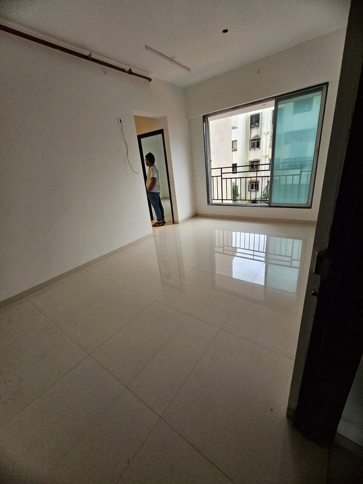 Room, westin-eksar-gurukripa-chs 2 Bedroom 564 Sq.Ft. Apartment In Borivali West Mumbai 9093377