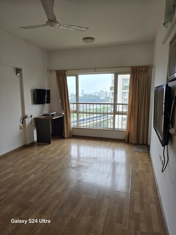 Room in 3.5 BHK Apartment at Water Front Apartment, Kalyani Nagar – for Rent