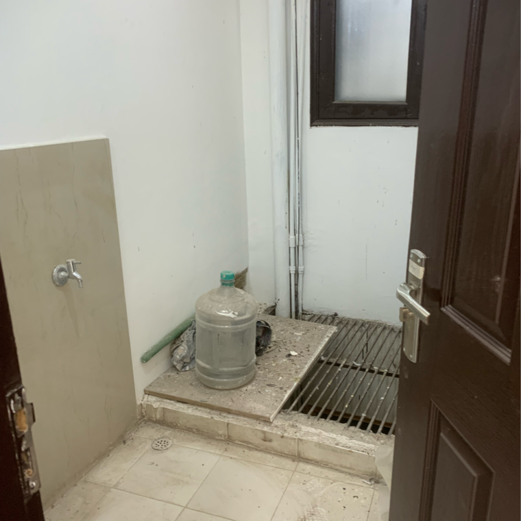 Bathroom, vasundhara sector 3 1 Bedroom 550 Sq.Ft. Builder Floor In Vasundhara Sector 3 Ghaziabad 9093433