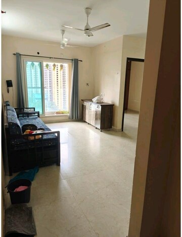 2 BHK Apartment For Rent in Dosti Oak, Kolshet Industrial Area