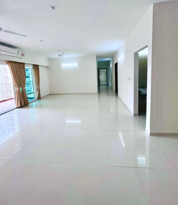 4 BHK Apartment For Rent in L&T Raintree Boulevard, Hebbal