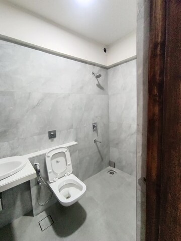 Bathroom in 3 BHK Apartment at Balan Anu Smera Skylight, Chembur – for Rent