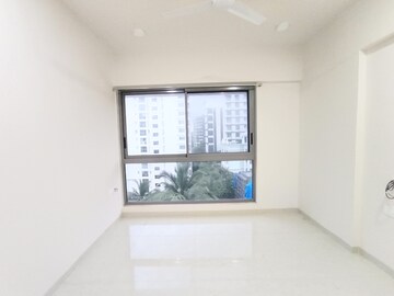 Room in 3 BHK Apartment at Balan Anu Smera Skylight, Chembur – for Rent