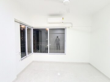Room in 3 BHK Apartment at Sabari Palm View, Chembur – for Rent